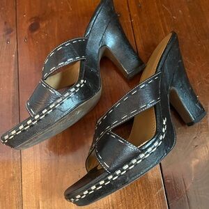 Tahari Ta-Cinda leather high-heel sandals